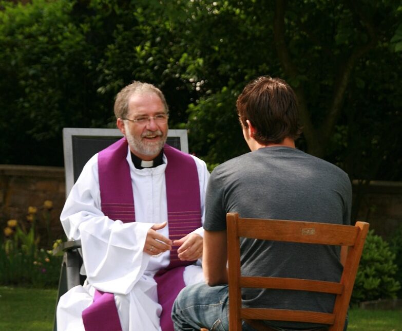 confession-3297507_1280